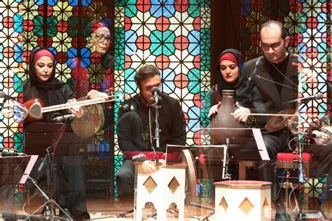  Xana's Parisian Extravaganza: A Night of Iranian Music and Unexpected Shenanigans!